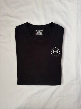 🔥 UNDER ARMOUR Freedom Flag Long Sleeve | Black | Size 2XL | Loose HeatGear